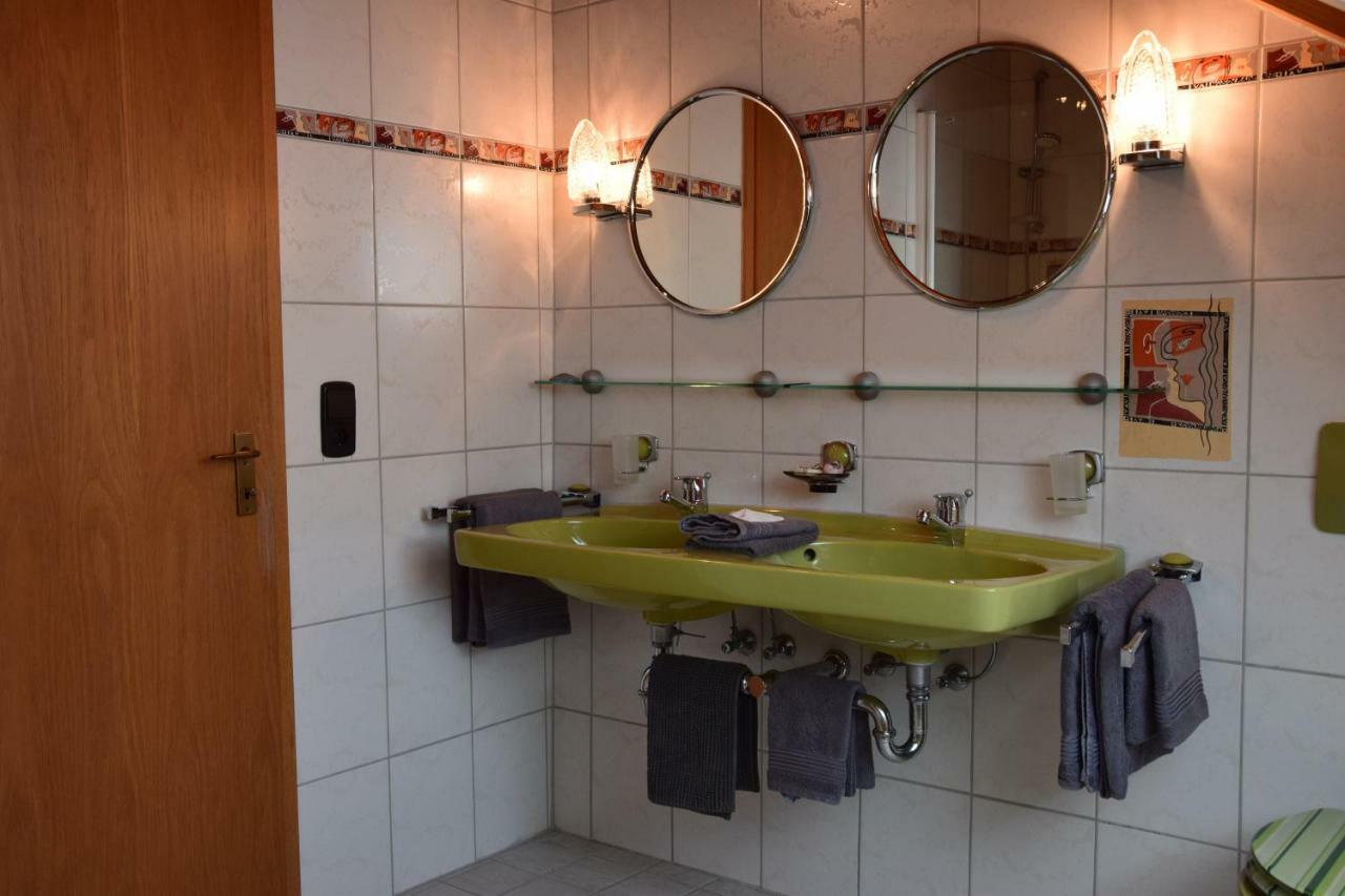 Homestay Cozy Room Markdorf Exterior photo